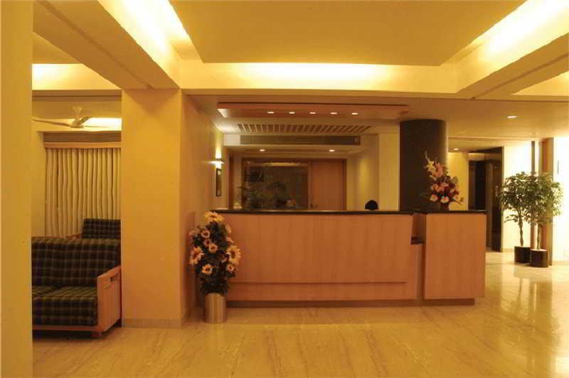 Hotel Skylon Ahmedabad Exterior foto